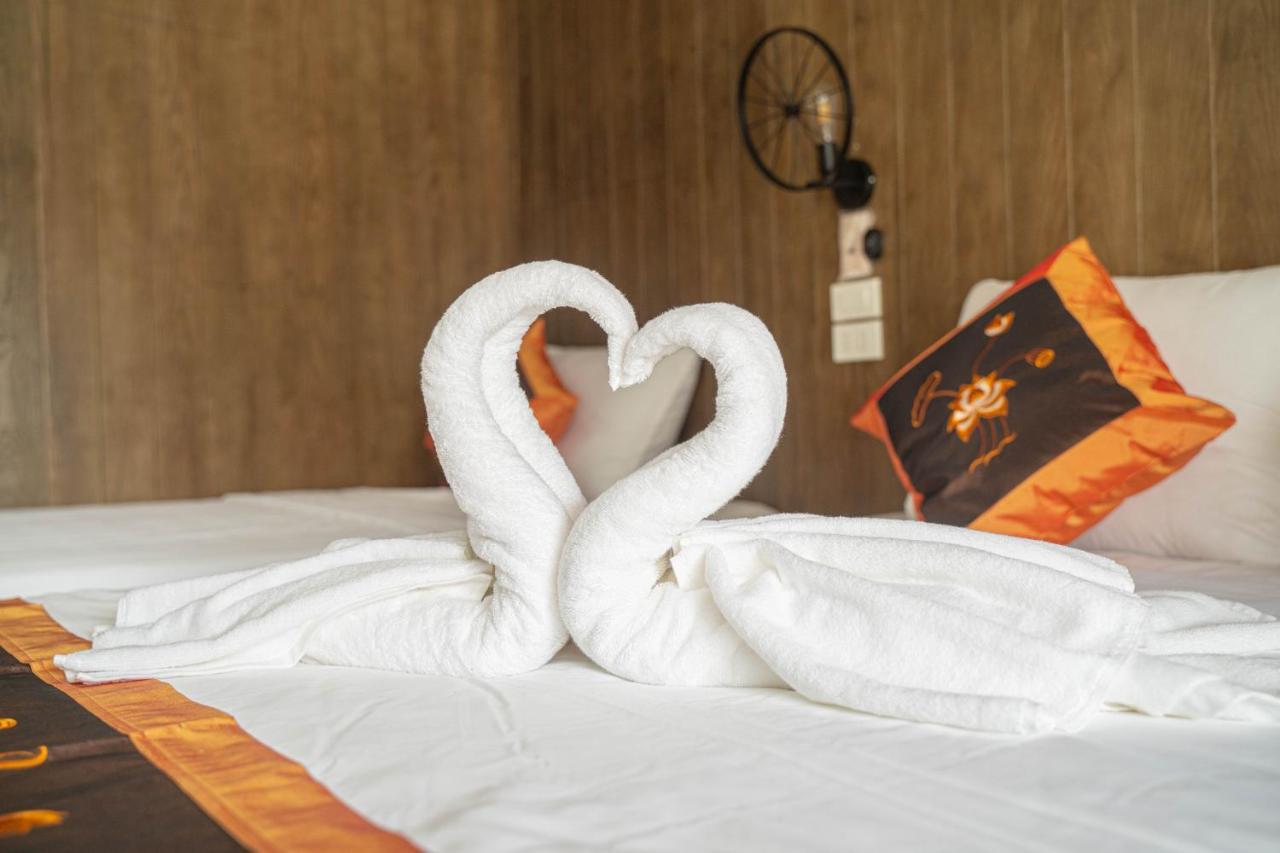 Camellia Eco Home &Tra My Restaurant Νιν Μπιν Εξωτερικό φωτογραφία
