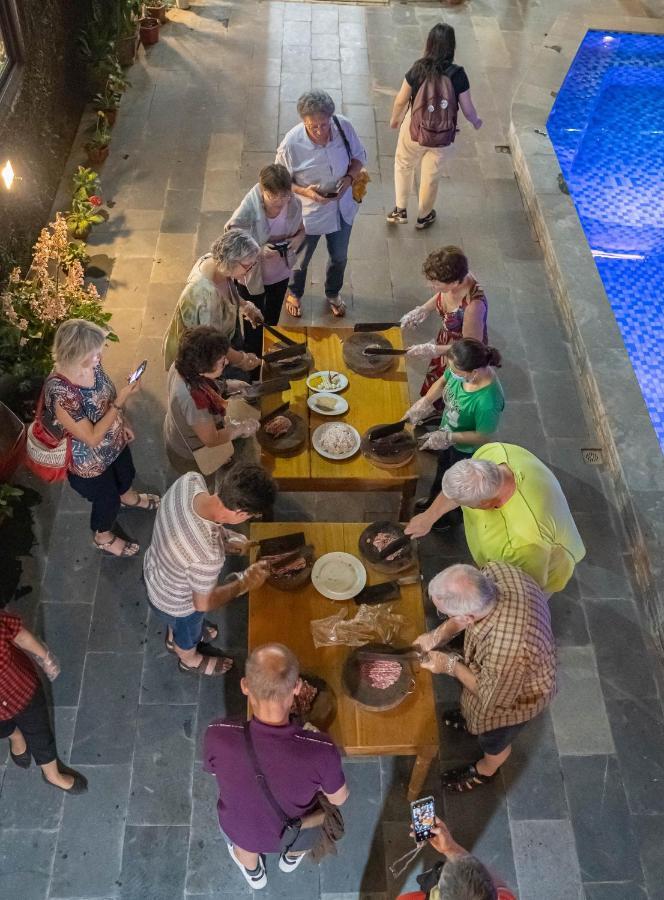 Camellia Eco Home &Tra My Restaurant Νιν Μπιν Εξωτερικό φωτογραφία